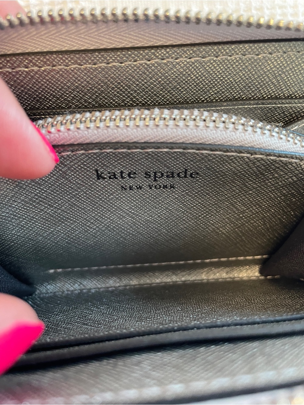 NWT Kate Spade Metallic Silver Natasha Compact Wallet - Picture 7 of 13
